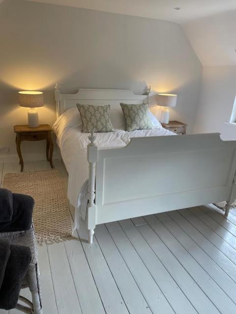 Masons Cottage: Picturesque Retreat near Blenheim Palace and Oxford Stonesfield Exterior photo